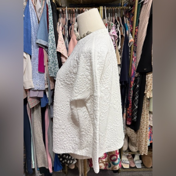 Tnuck Sport White Quilted Paisley Ally Swing Sweatshirt - XS/S - Picture 5 of 10